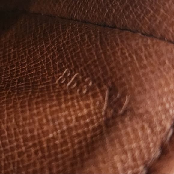 LV Chantilly shoulder/crossbody - Picture 9 of 12